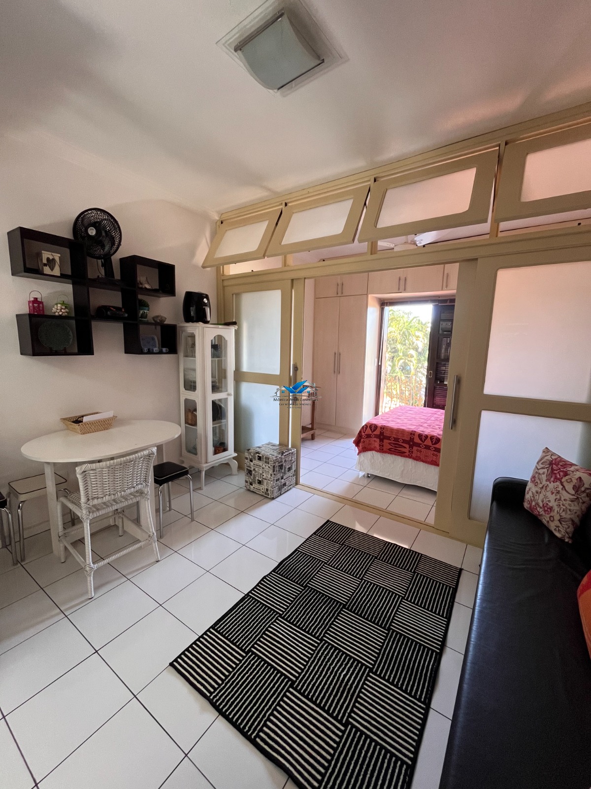 Loft charmoso - 300 mts da praia da enseada