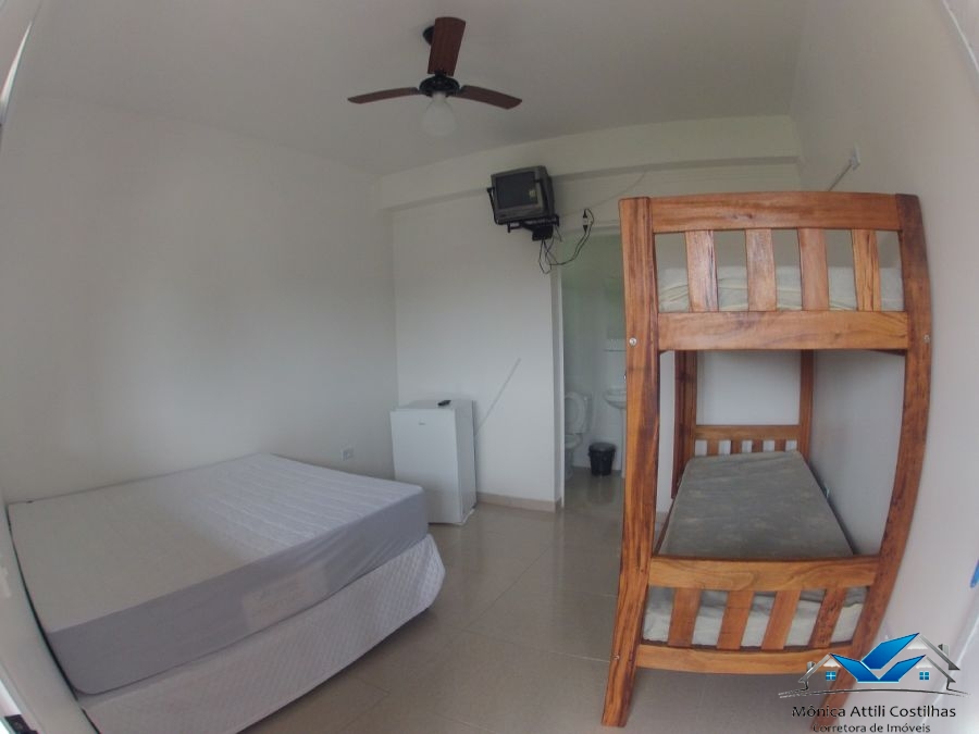 Casa na praia grande para 50 pessoas