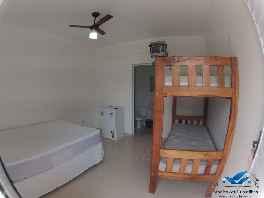 Casa na praia grande para 50 pessoas