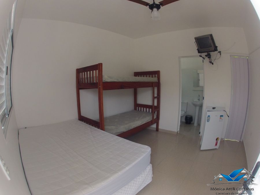 Casa na praia grande para 50 pessoas