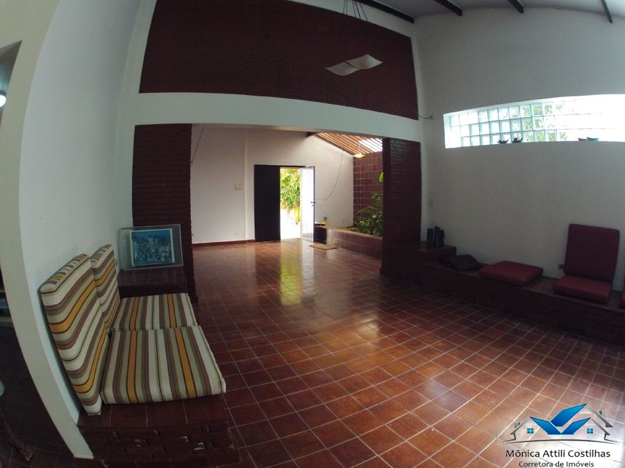 Casa espaçosa a 200 m do mar da praia da enseada