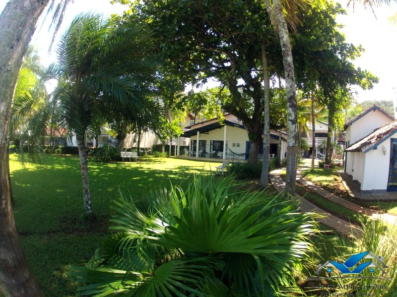 Casa pé na areia - praia da enseada - ótima localização