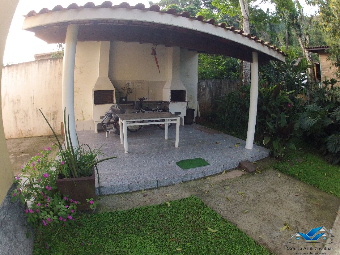 Apartamento mobiliado com 1 dormitório incluso , luz,água e 