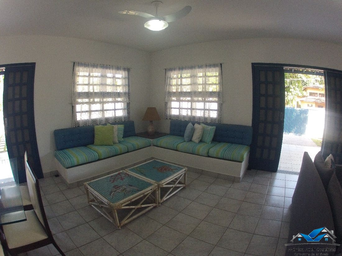 Linda casa na praia do tenório a 150 metros da praia com 4 d