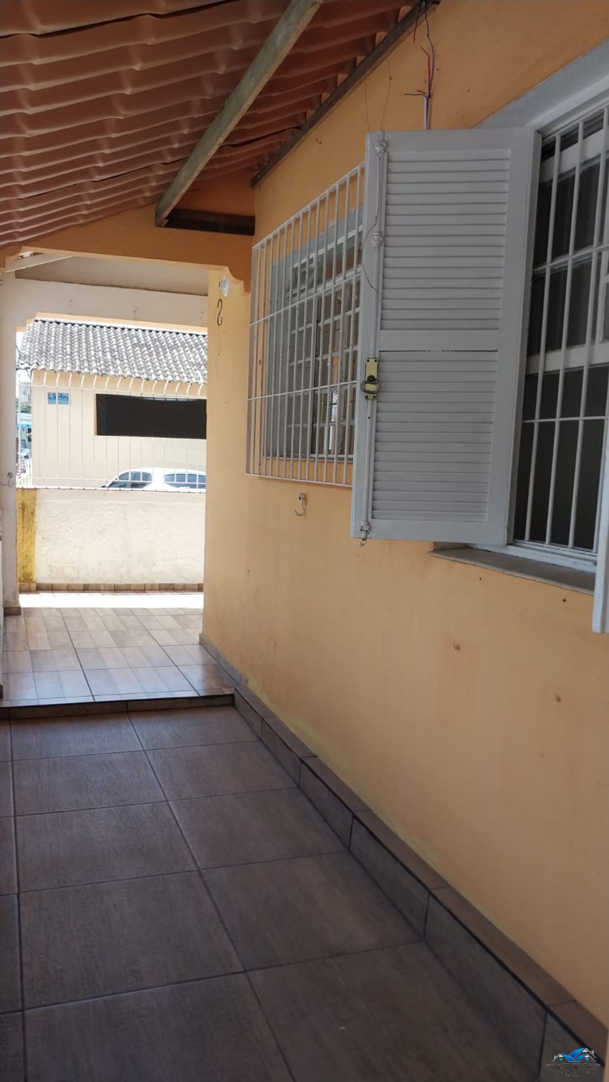 Oportunidade! imóvel de esquina no centro (1 quarteirão da c