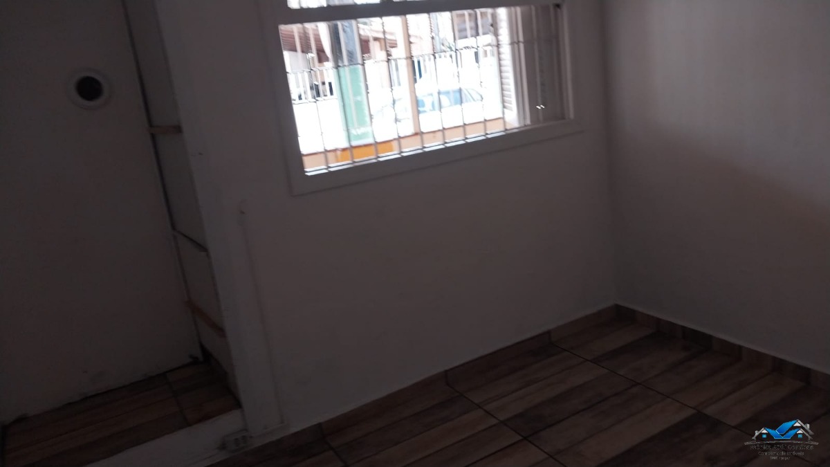 Oportunidade! imóvel de esquina no centro (1 quarteirão da c