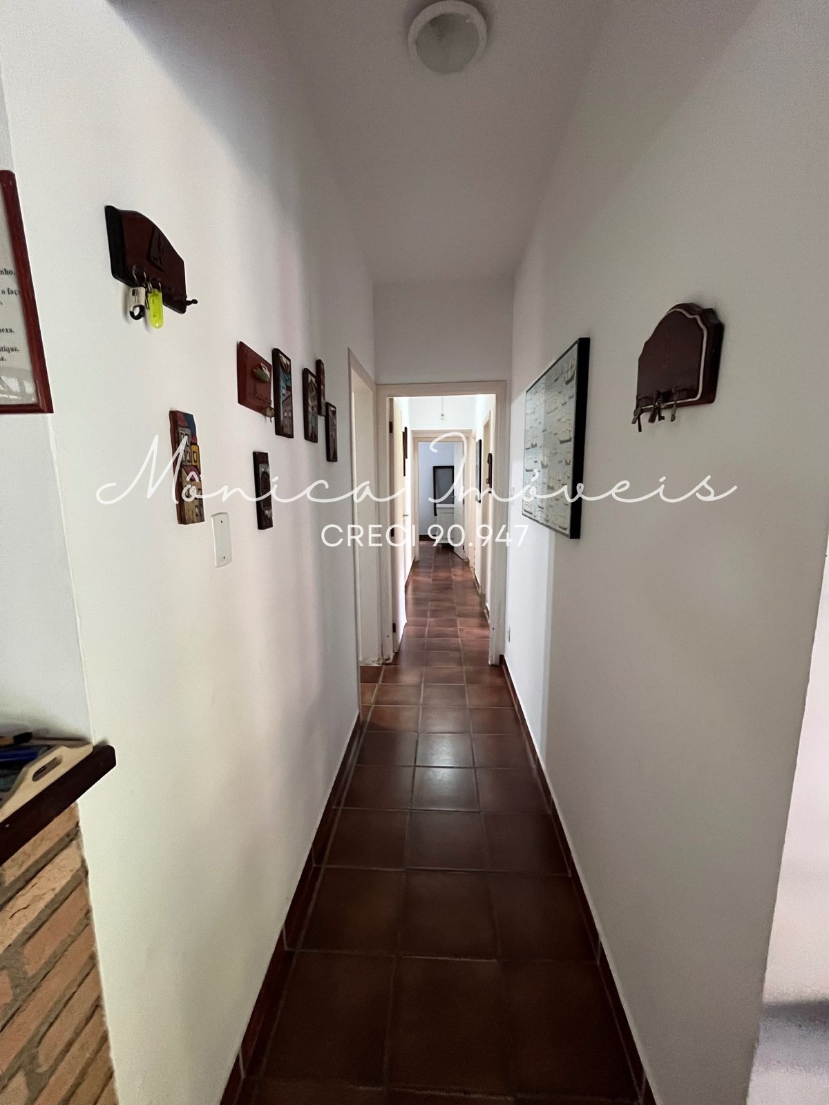 Casa com 7 dormitórios (sendo 5 suits) - ideal para renda